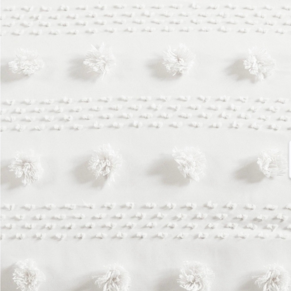 Intelligent Design Lucy Clip Jacquard Duvet Cover Set (Insert Excluded Queen - Picture 4 of 10